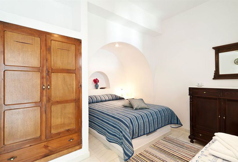 Nikos Villas  | Oia | Santorini | Greece 2