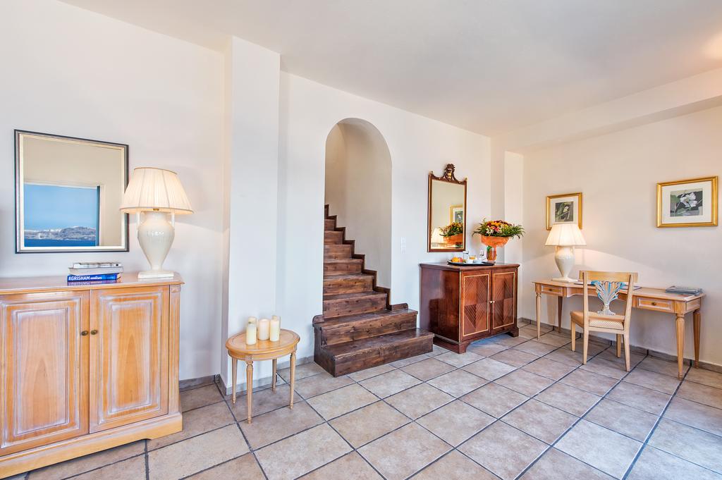 Golden Grey Goose  | Santorini | Santorini | Greece 19