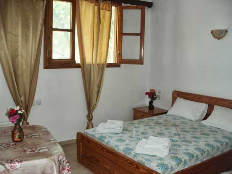 Hellen Studios  | Vassilias | Skiathos | Greece 4