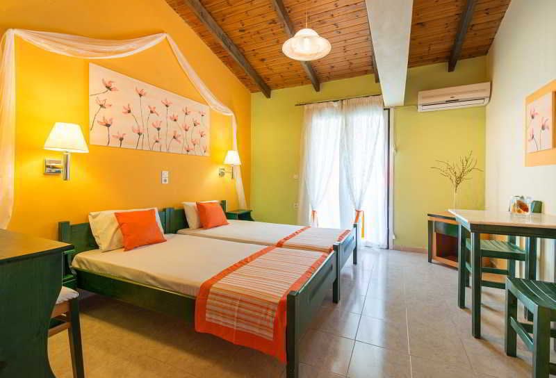 Two Brothers Studios  | Kalamaki | Zakynthos | Greece 11