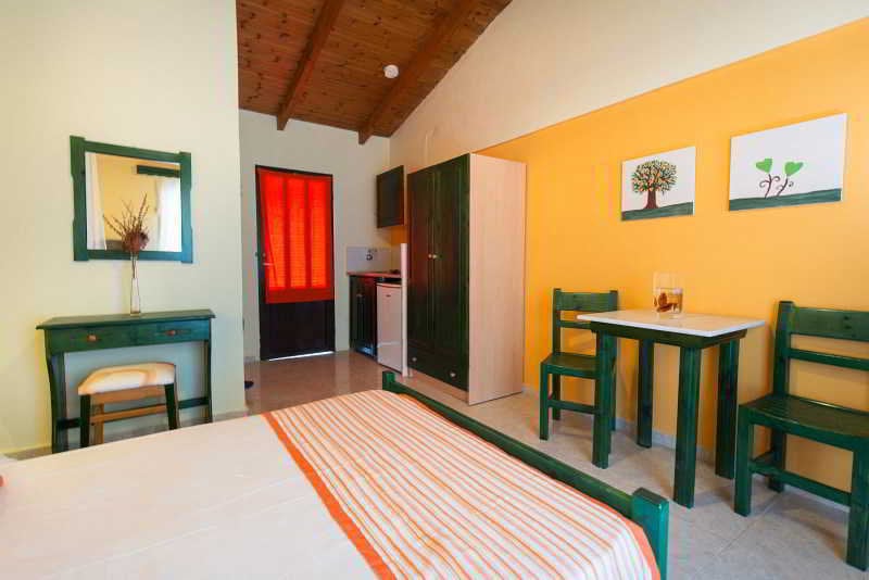 Two Brothers Studios  | Kalamaki | Zakynthos | Greece 15