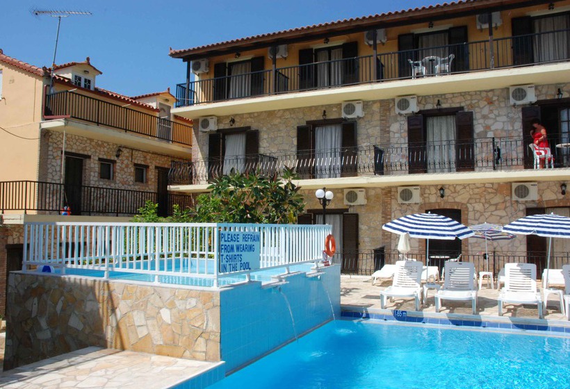 Two Brothers Studios  | Kalamaki | Zakynthos | Greece 2