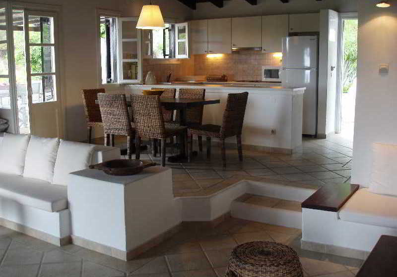 Hotel Skiathos Holidays  | Vromolimnos | Skiathos | Greece 1