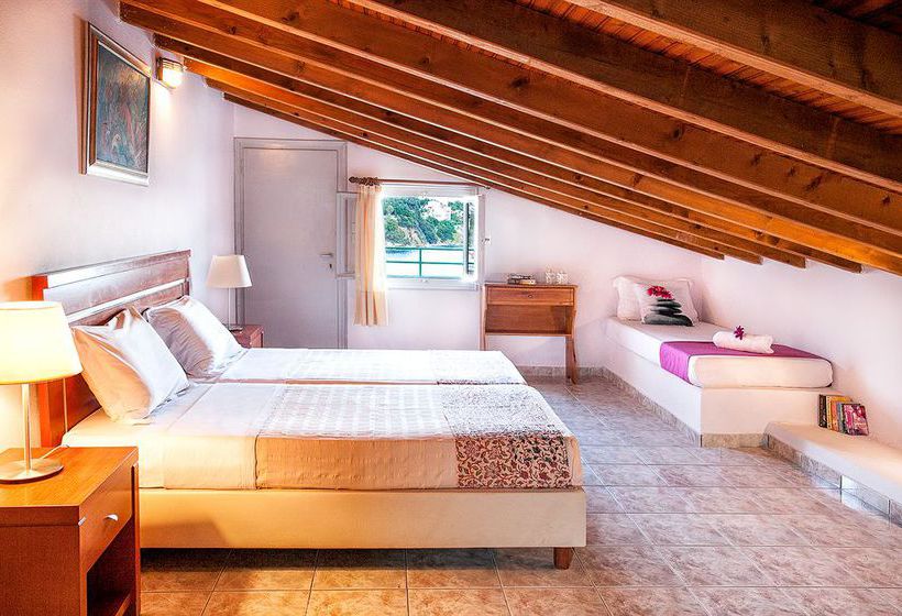 Hotel Tomato  | Megali Ammos | Skiathos | Greece 4