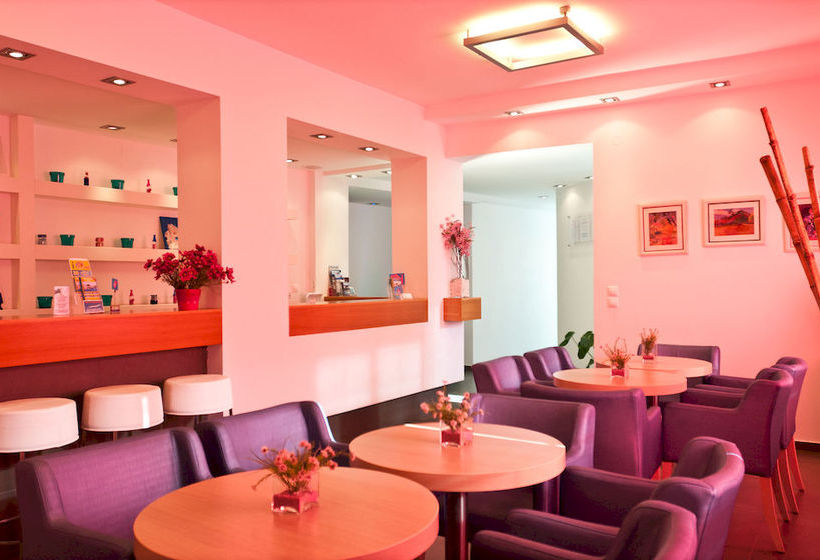 Iris  | Skiathos | Skiathos | Greece 4