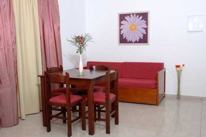 Hotel Theo  | Agia Marina | Creta | Grecia 6