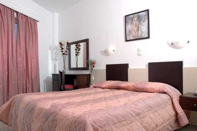 Hotel Theo  | Agia Marina | Creta | Grecia 8