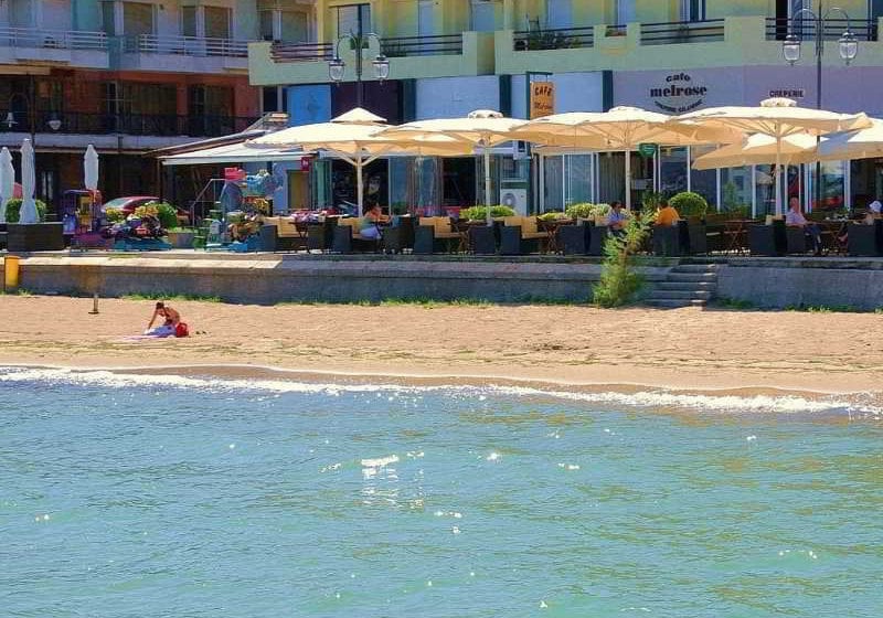 Hotel Avra  | Perea | Thessaloniki | Greece 4