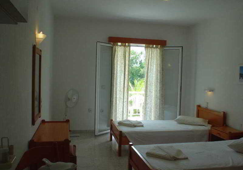 Mythos Studios  | Troulos | Skiathos | Greece 5