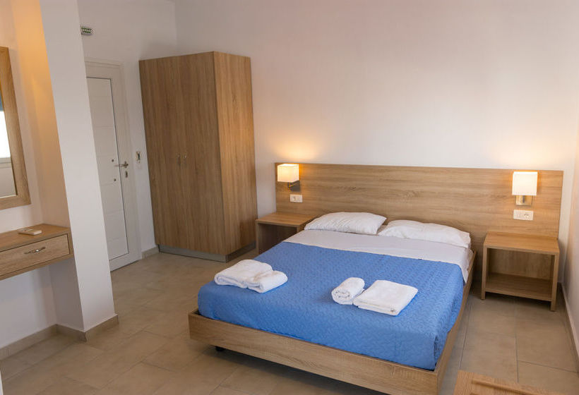 Socrates Apartments & Restaurant  | Agios Nikolaos | Crete | Greece 3