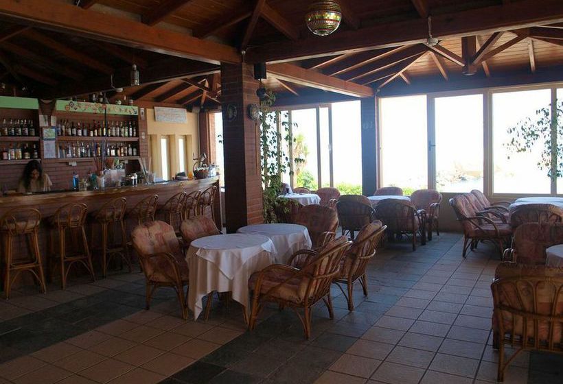 Haris Hotel  | Agia Marina | Creta | Grecia 9