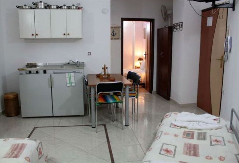 Hotel Sun City Apartments  | Agia Marina | Creta | Grecia 11