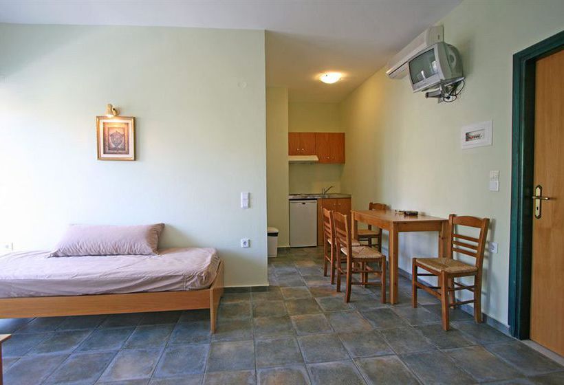 Hotel Epimenidis  | Agia Marina | Creta | Grecia 15