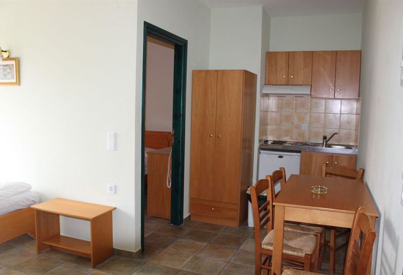 Hotel Epimenidis  | Agia Marina | Creta | Grecia 17