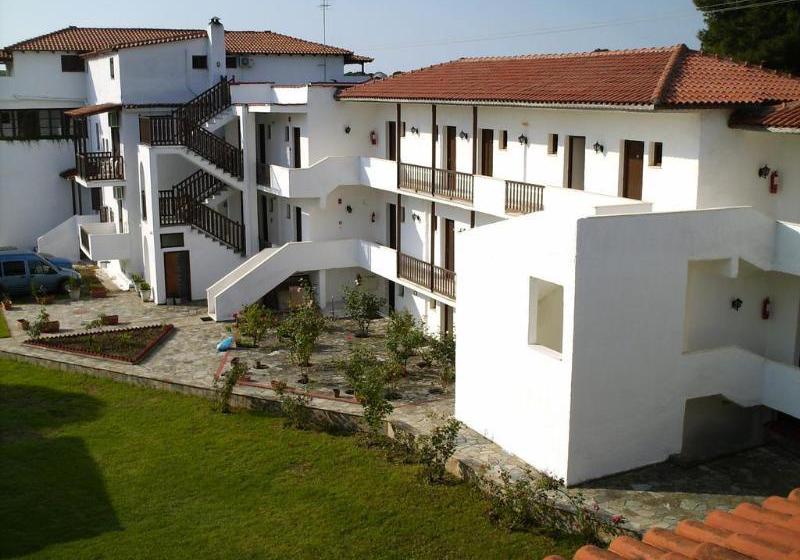 Hotel Golden Beach  | Koukounaries | Skiathos | Greece 10