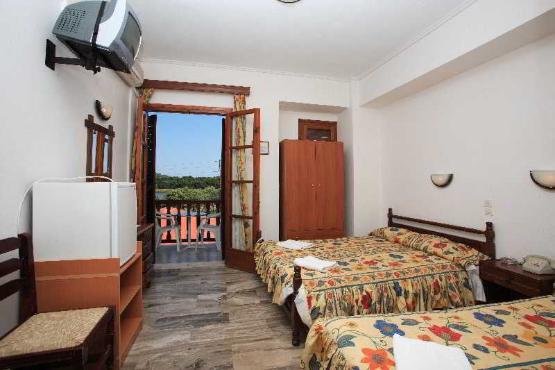 Hotel Golden Beach  | Koukounaries | Skiathos | Greece 3