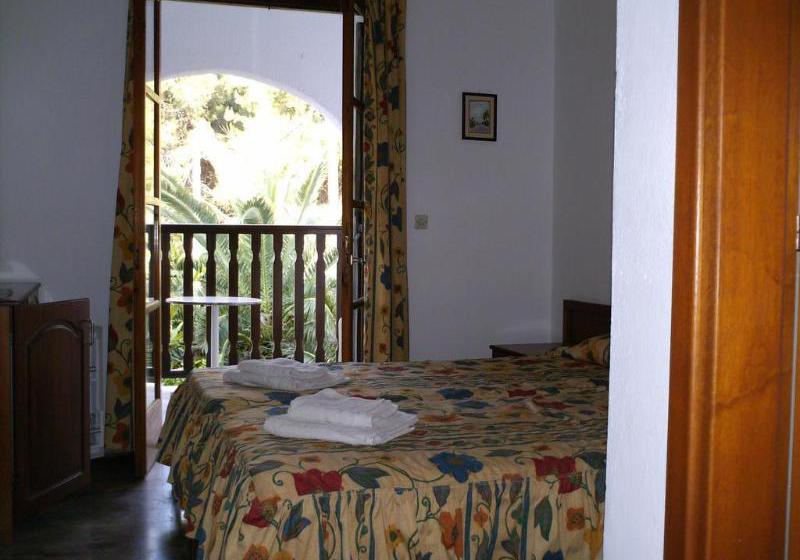 Hotel Golden Beach  | Koukounaries | Skiathos | Greece 5