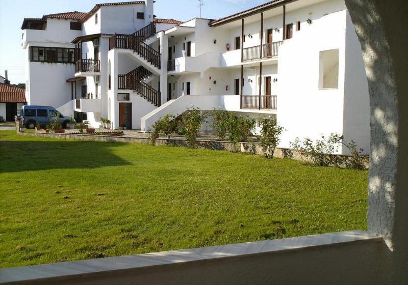 Hotel Golden Beach  | Koukounaries | Skiathos | Greece 9