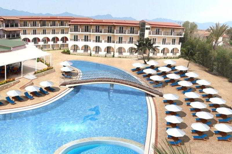 Ellinis cheap hotel zante