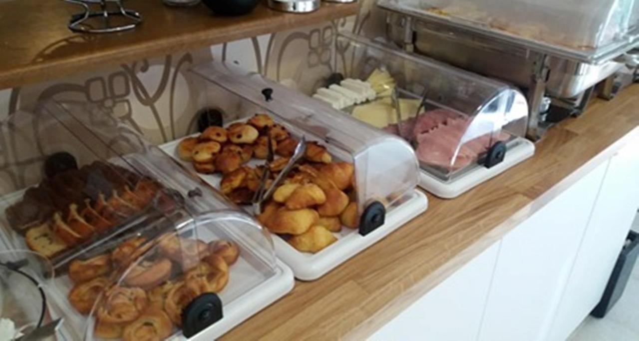 Hotel Avra: Discover the Charm of Agia Galini, Crete, Greece 6