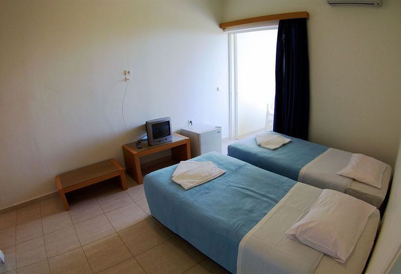 Eleftheria Hotel  | Agia Marina | Creta | Grecia 13