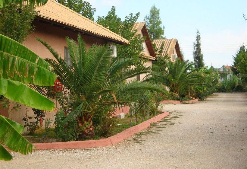 Traditional Therianos Villas