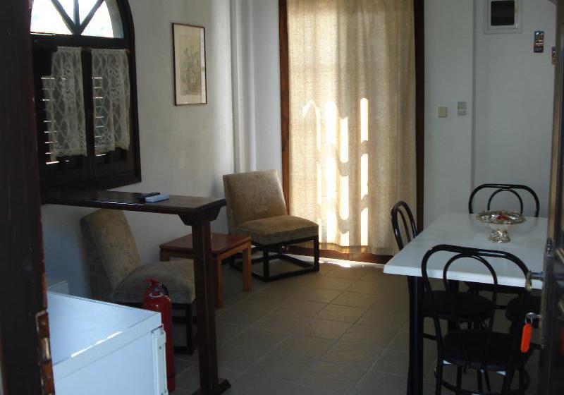 Katerina Apartments  | Troulos | Skiathos | Greece 3