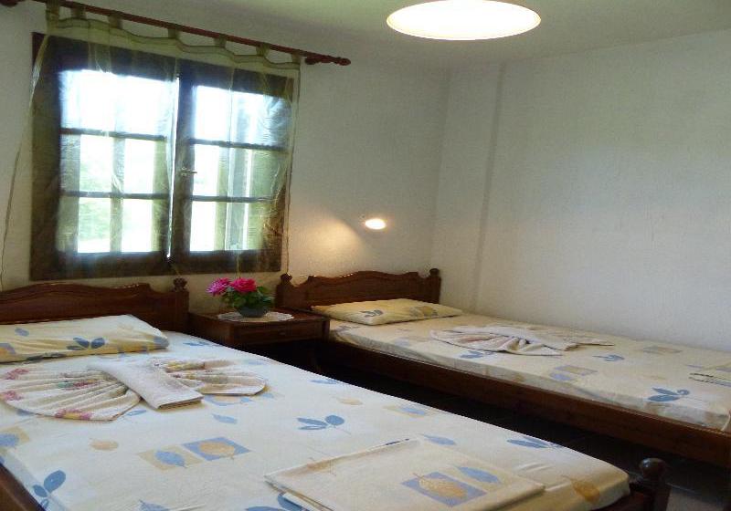 Katerina Apartments  | Troulos | Skiathos | Greece 4