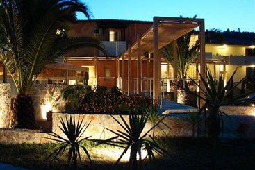 Hotel Astoria  | Troulos | Skiathos | Greece 5