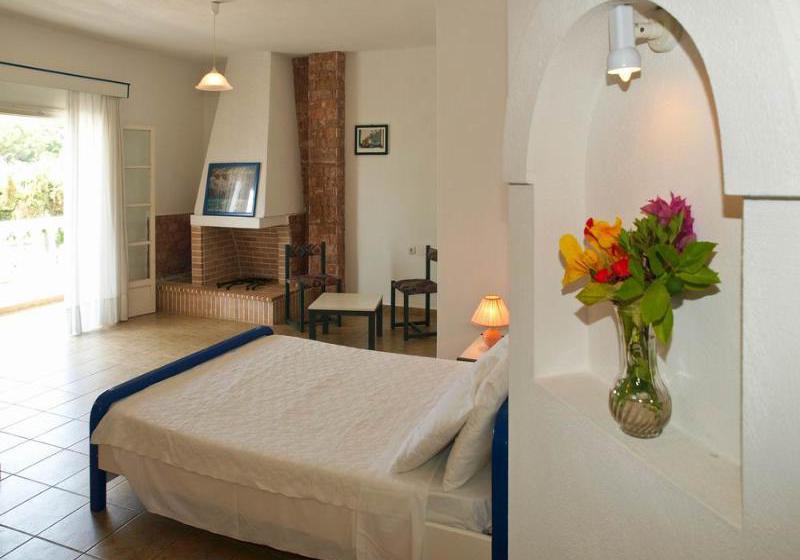 Hotel Muses  | Koukounaries | Skiathos | Greece 17