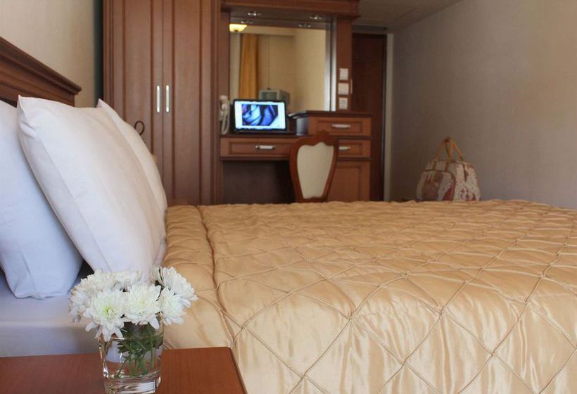 Hotel Famissi  | Kalabaka | Thessaly | Greece 11