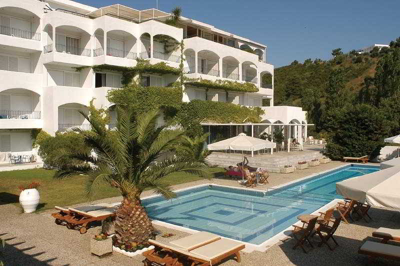Hotel Plaza  | Kanapitsa | Skiathos | Greece 5
