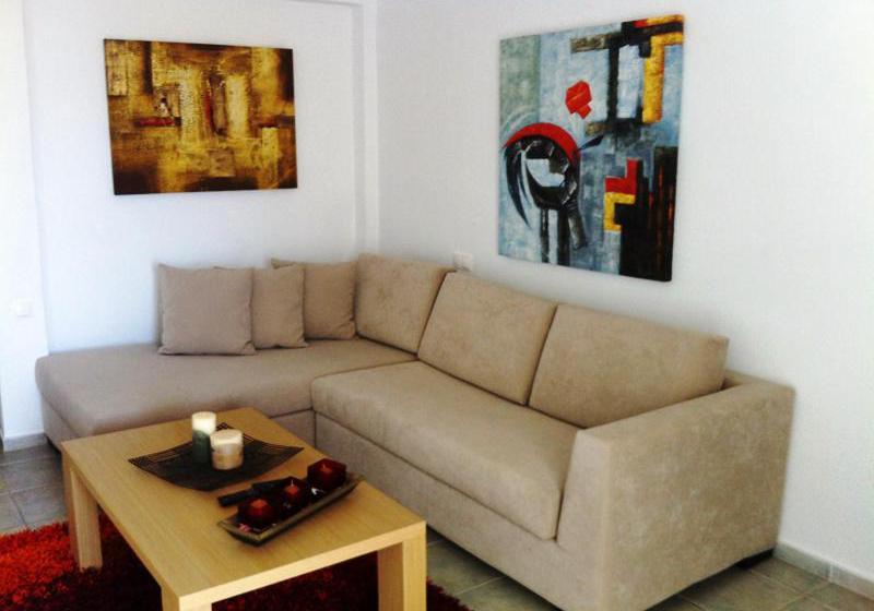 Hotel Plaza  | Kanapitsa | Skiathos | Greece 9