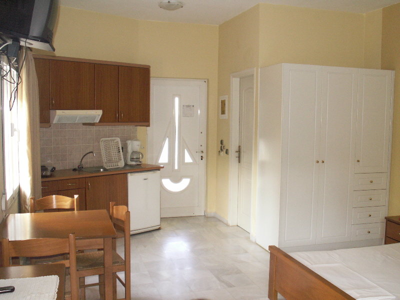 Athena Hotel Apartments  | Chania | Crete | Greece 13