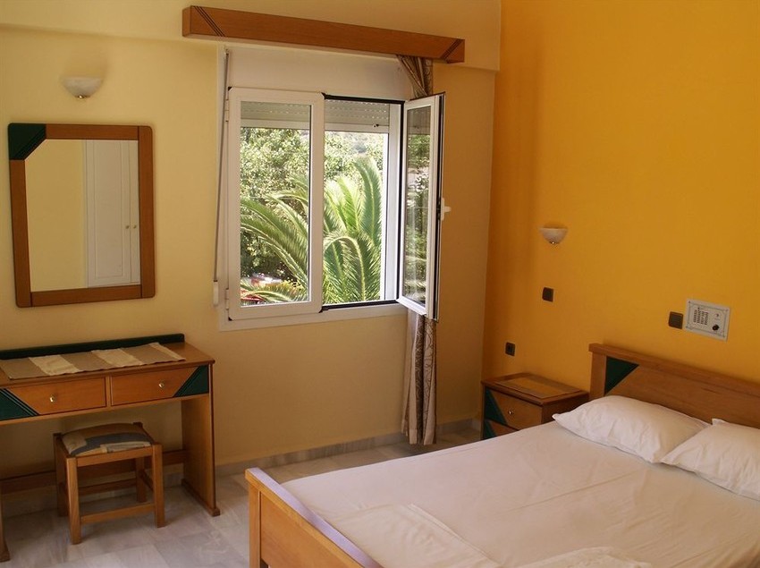 Athena Hotel Apartments  | Chania | Crete | Greece 9