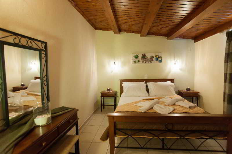 Hotel Castello Apartments  | Panormos | Crete | Greece 5