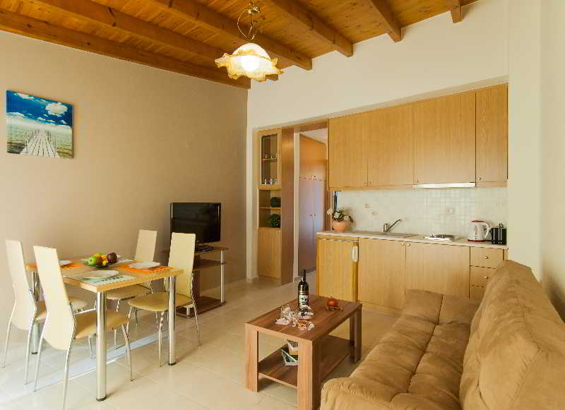 Hotel Castello Apartments  | Panormos | Crete | Greece 9