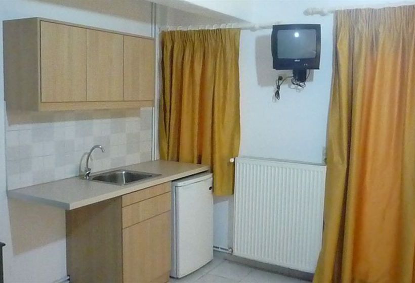 Hotel Lino Mare  | Malevizi | Crete | Greece 1