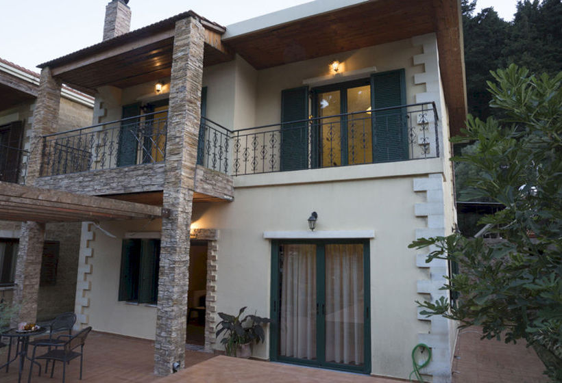 Elia Therissos Maisonettes  | Chania | Crete | Greece 12