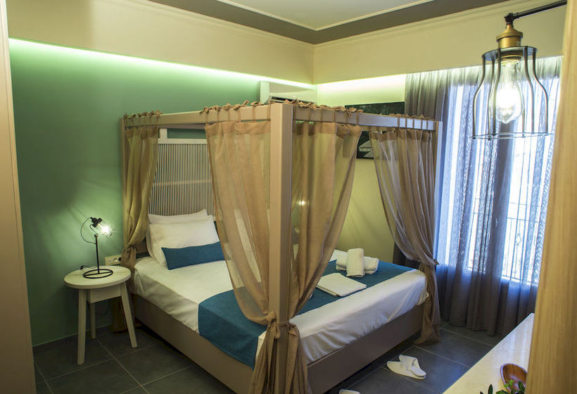 Pensión Elia Potie Studios