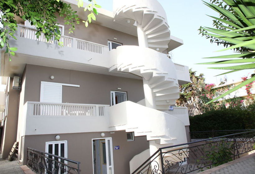 Hotel Armonia Beach  | Malevizi | Crete | Greece 11