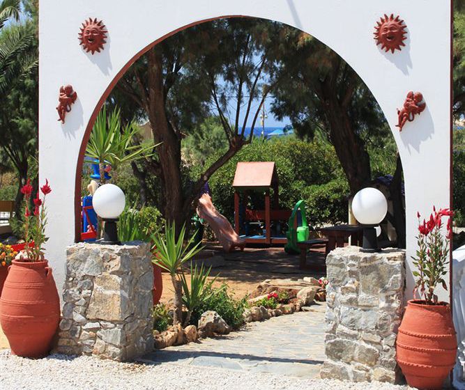 Zorbas Beach Village Apartments & Studios  | Stavros | Crete | Greece 12