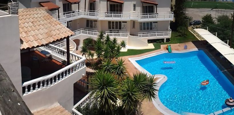 Hotel Perla Beach Apartments  | Chania | Crete | Greece 1