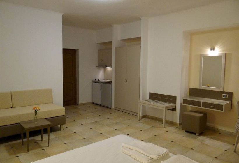 Hotel Perla Beach Apartments  | Chania | Crete | Greece 12