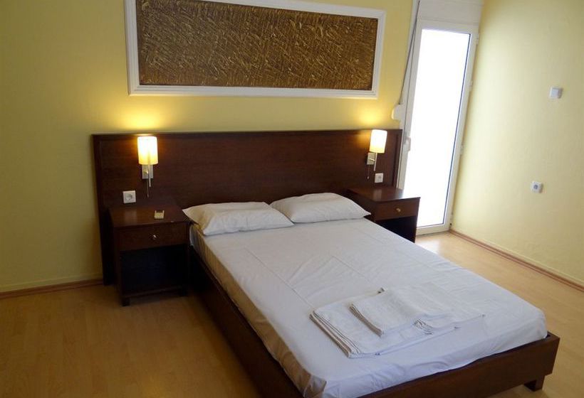 Hotel Perla Beach Apartments  | Chania | Crete | Greece 5