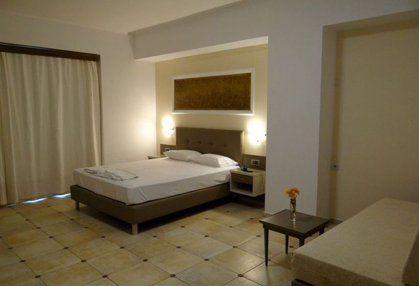 Hotel Perla Beach Apartments  | Chania | Crete | Greece 7