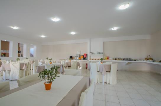 Sea View Hotel & Apartments  | Chania | Crete | Greece 1