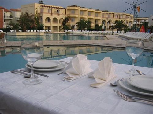 Santa Helena Beach Resort  | Platanias - Chania | Crete | Greece 12