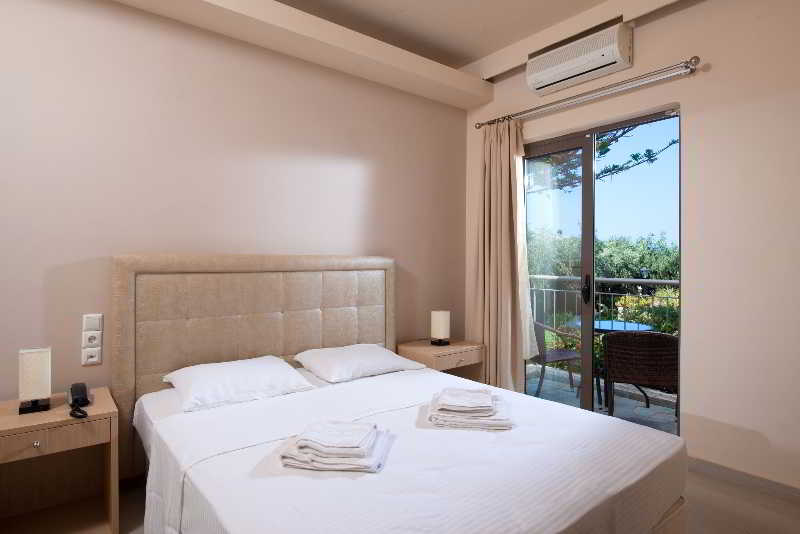 Hotel Oasis Beach  | Hersonissos | Crete | Greece 6