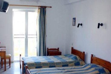 Hotel Twins Suites  | Kalives | Crete | Greece 1